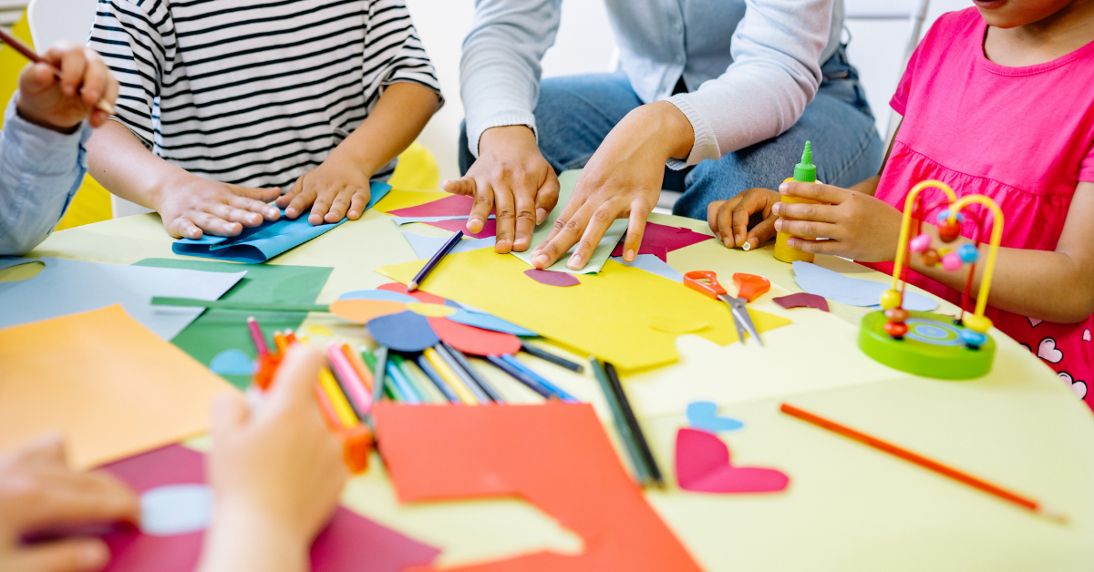 Kids making art in preschool